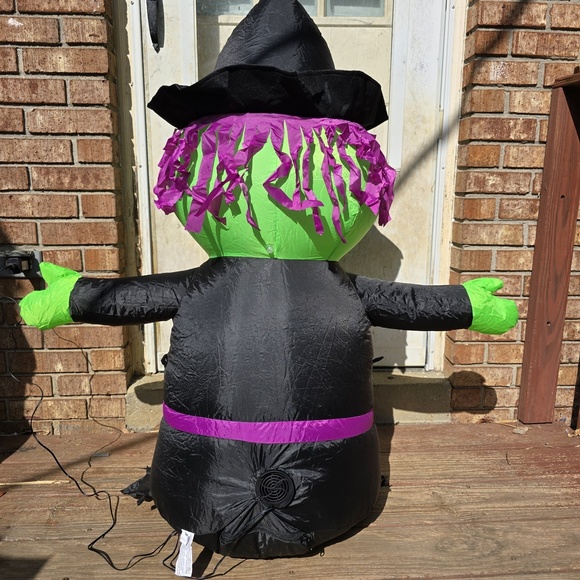 Home‎ Accents Inflatable LED Witch - Picture 5 of 13